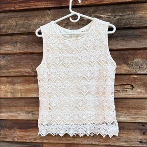 ADIVA SKIRT SET Elegant Cream Lace Sleeveless